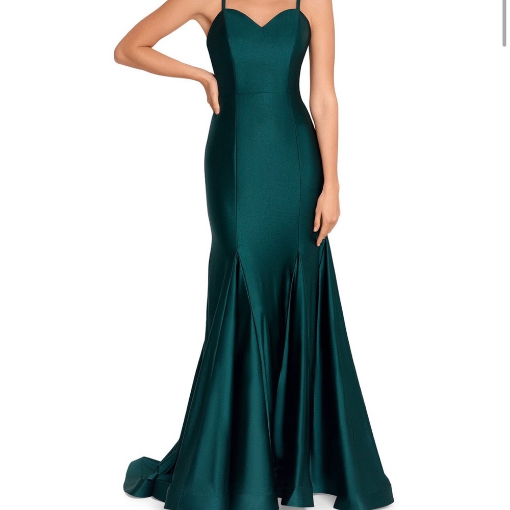Junior’s Strappy-back mermaid Gown, Created for Macys
